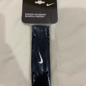Nike headband